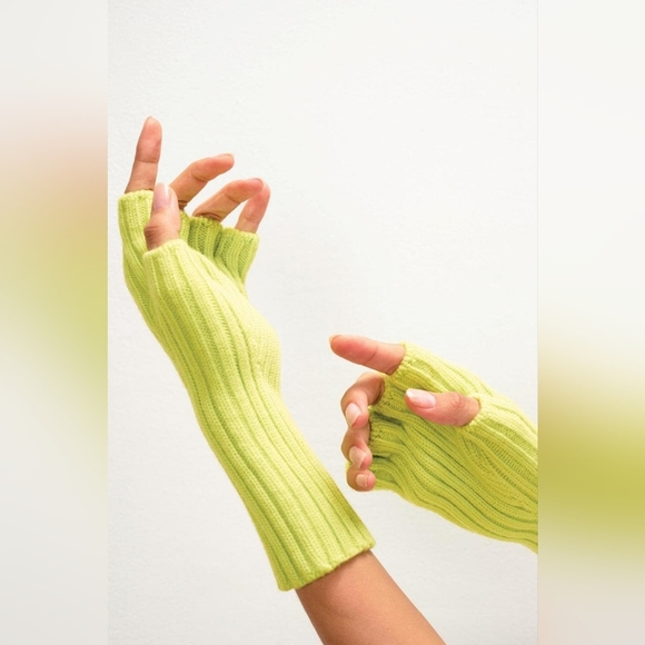 Mara Hoffman Jules Wool Fingerless Gloves In Chartreuse - Picture 1 of 2